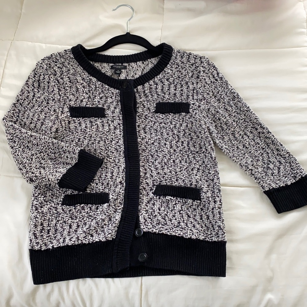 Cropped  3/4 Sleeve Ann Taylor sweater.  Small.
